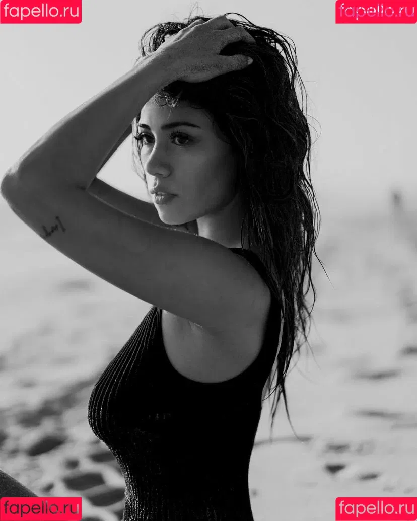 Emily Ellanah Onlyfans Photo Gallery 