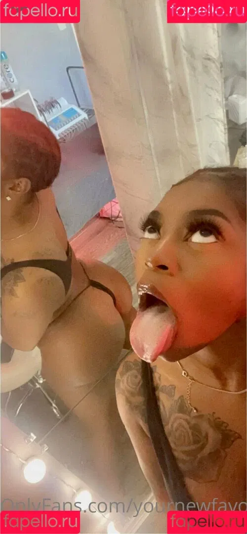 yournewfavorite Onlyfans Photo Gallery 