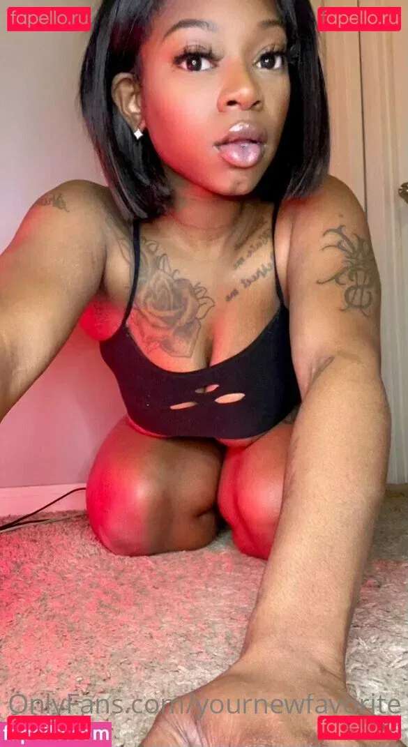 yournewfavorite Onlyfans Photo Gallery 