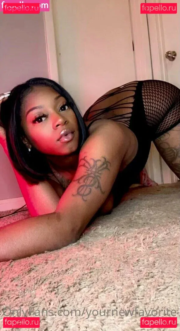 yournewfavorite Onlyfans Photo Gallery 