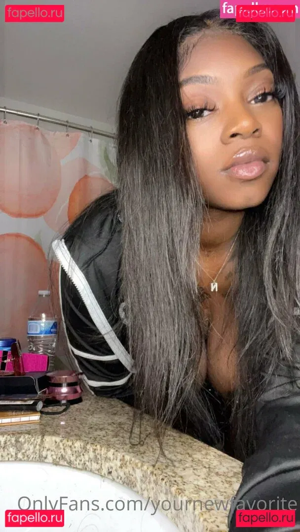 yournewfavorite Onlyfans Photo Gallery 