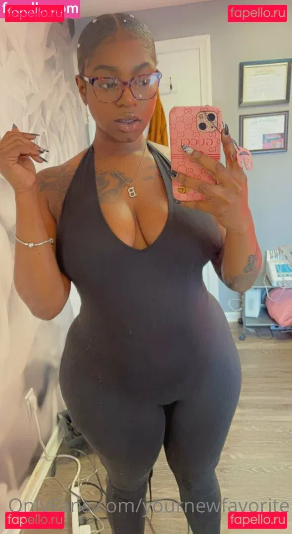 yournewfavorite Onlyfans Photo Gallery 