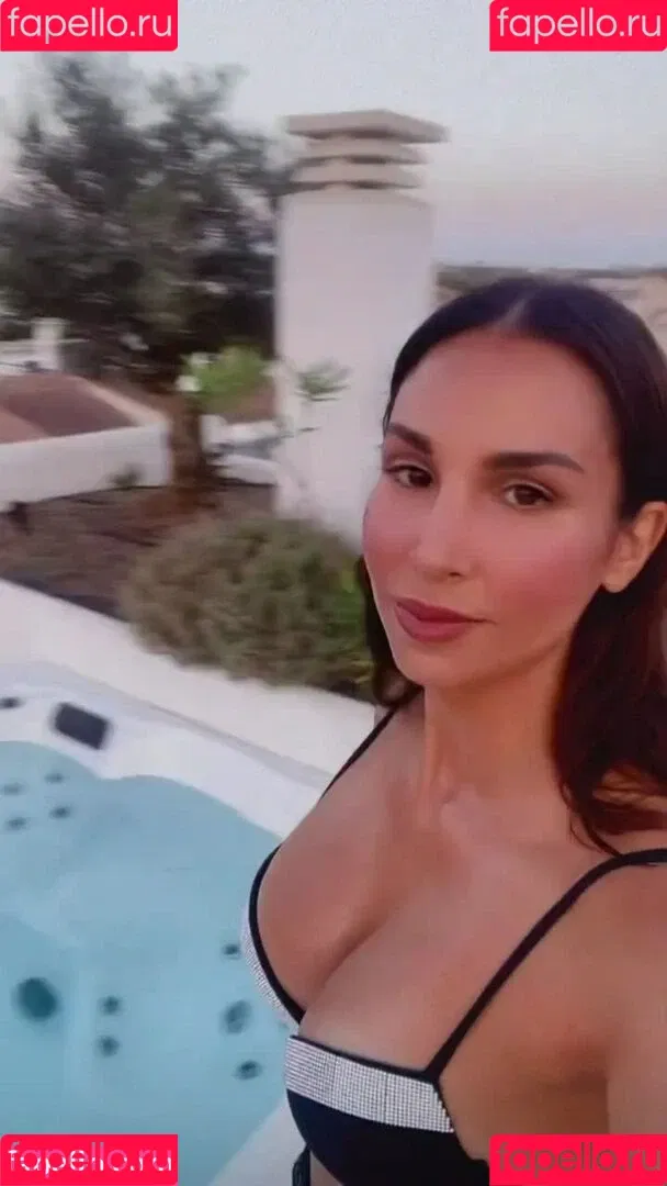 Sila Sahin Onlyfans Photo Gallery 