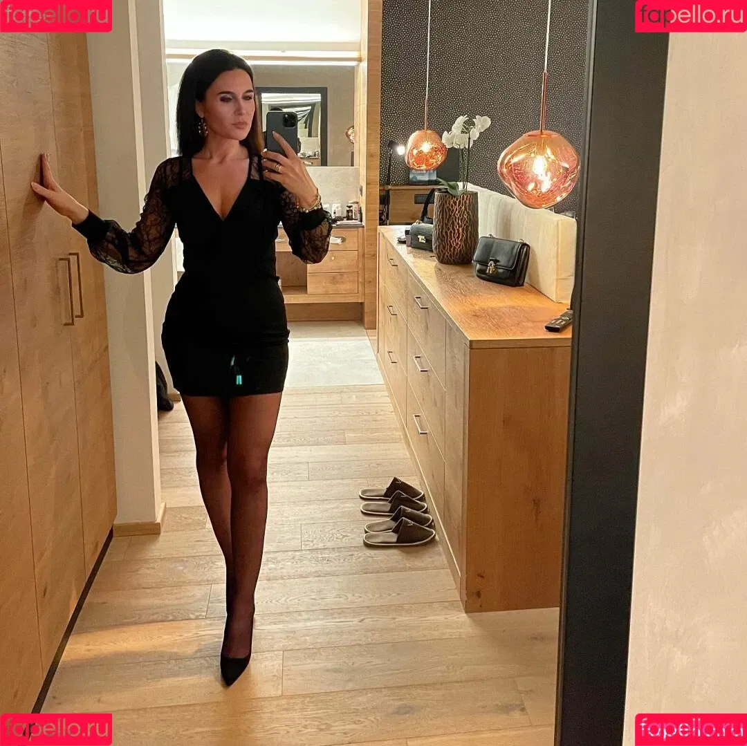 Selma Kostic Onlyfans Photo Gallery 