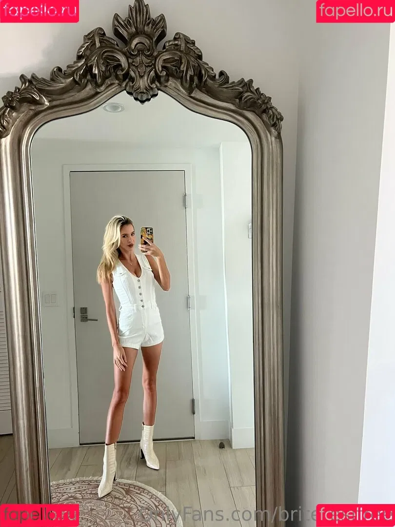 briteresifree Onlyfans Photo Gallery 