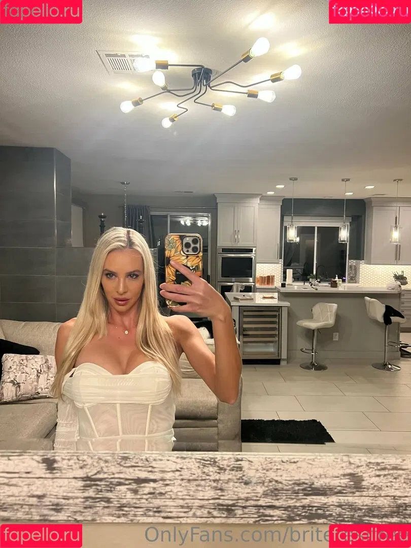 briteresifree Onlyfans Photo Gallery 