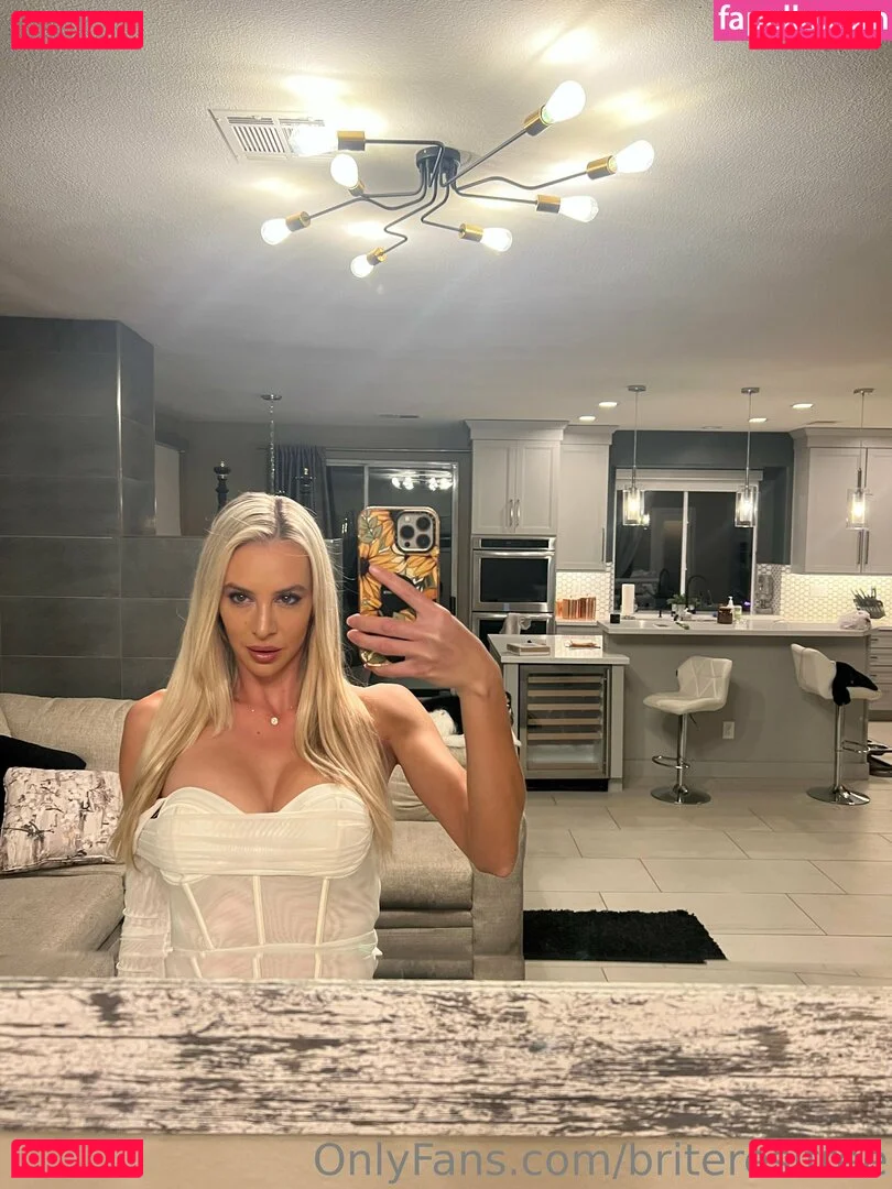 briteresifree Onlyfans Photo Gallery 