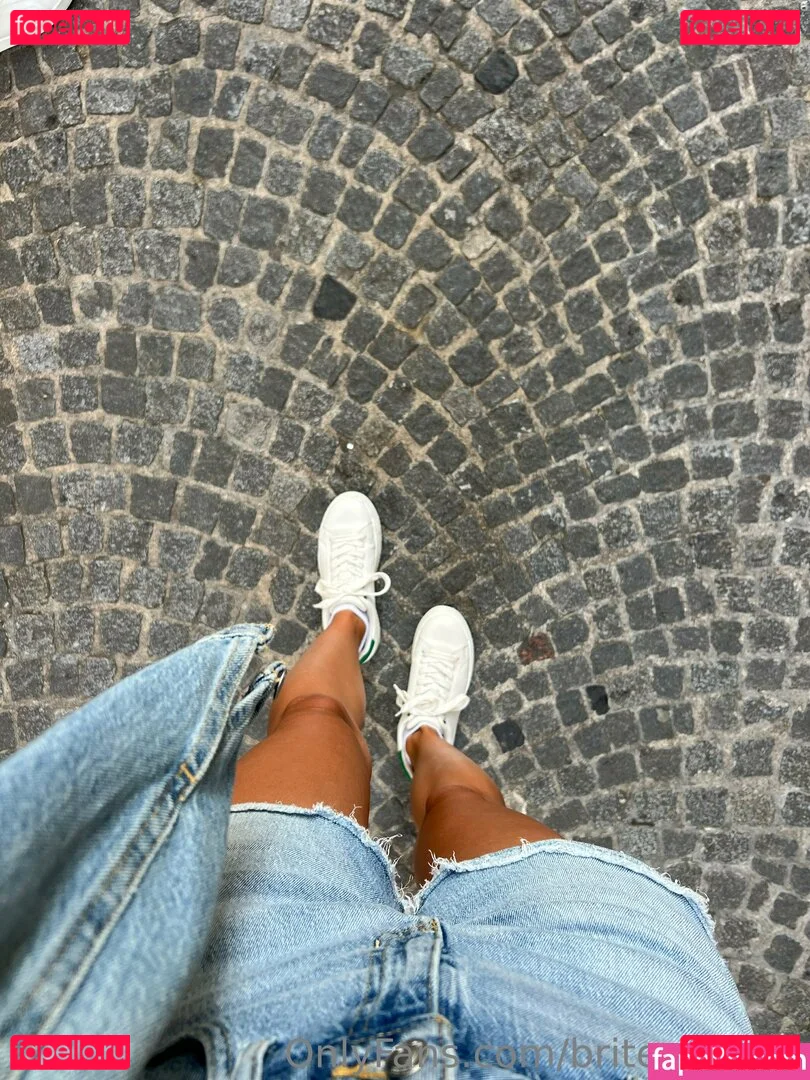 briteresifree Onlyfans Photo Gallery 