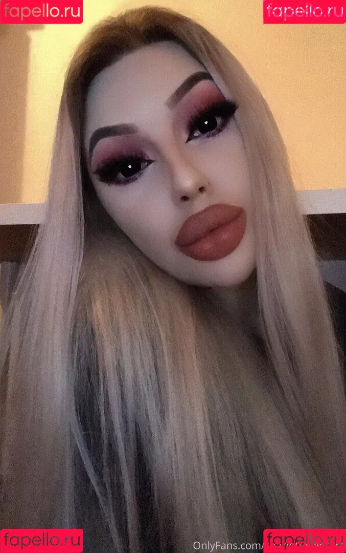 charlotteventura Onlyfans Photo Gallery 