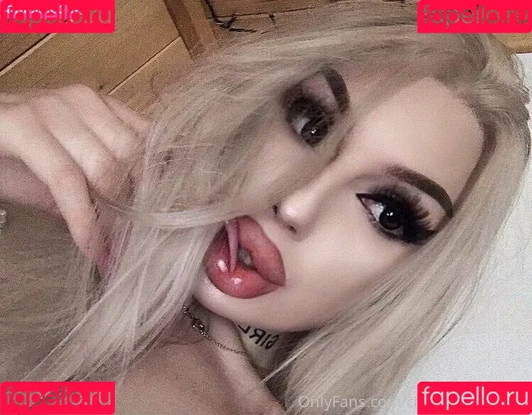 charlotteventura Onlyfans Photo Gallery 