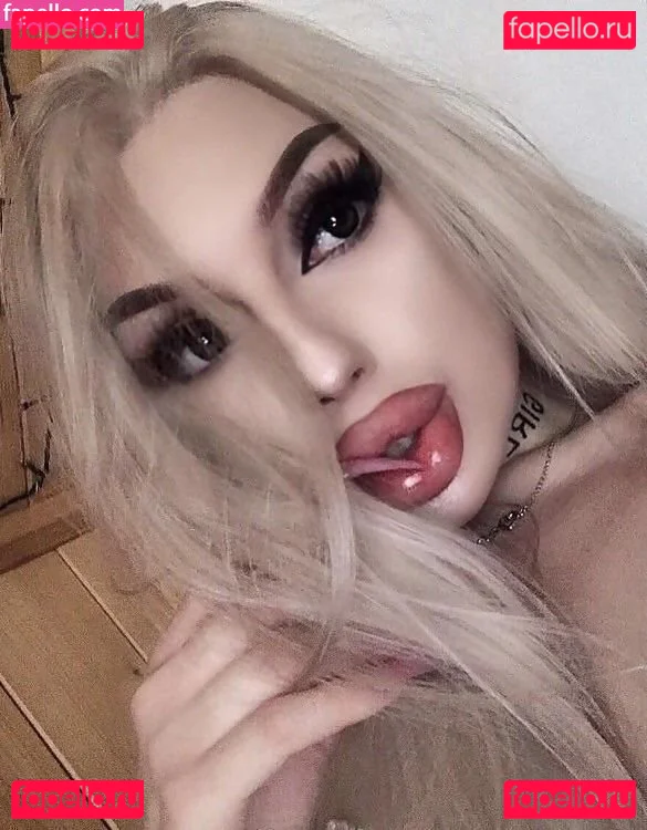 charlotteventura Onlyfans Photo Gallery 