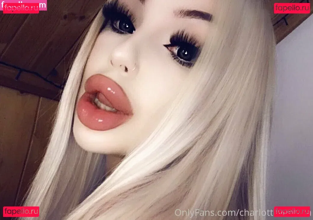 charlotteventura Onlyfans Photo Gallery 