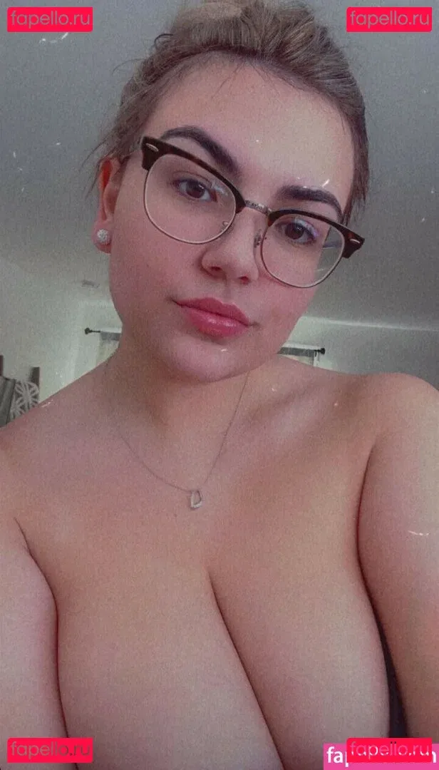 k8it_lyn5683 Onlyfans Photo Gallery 