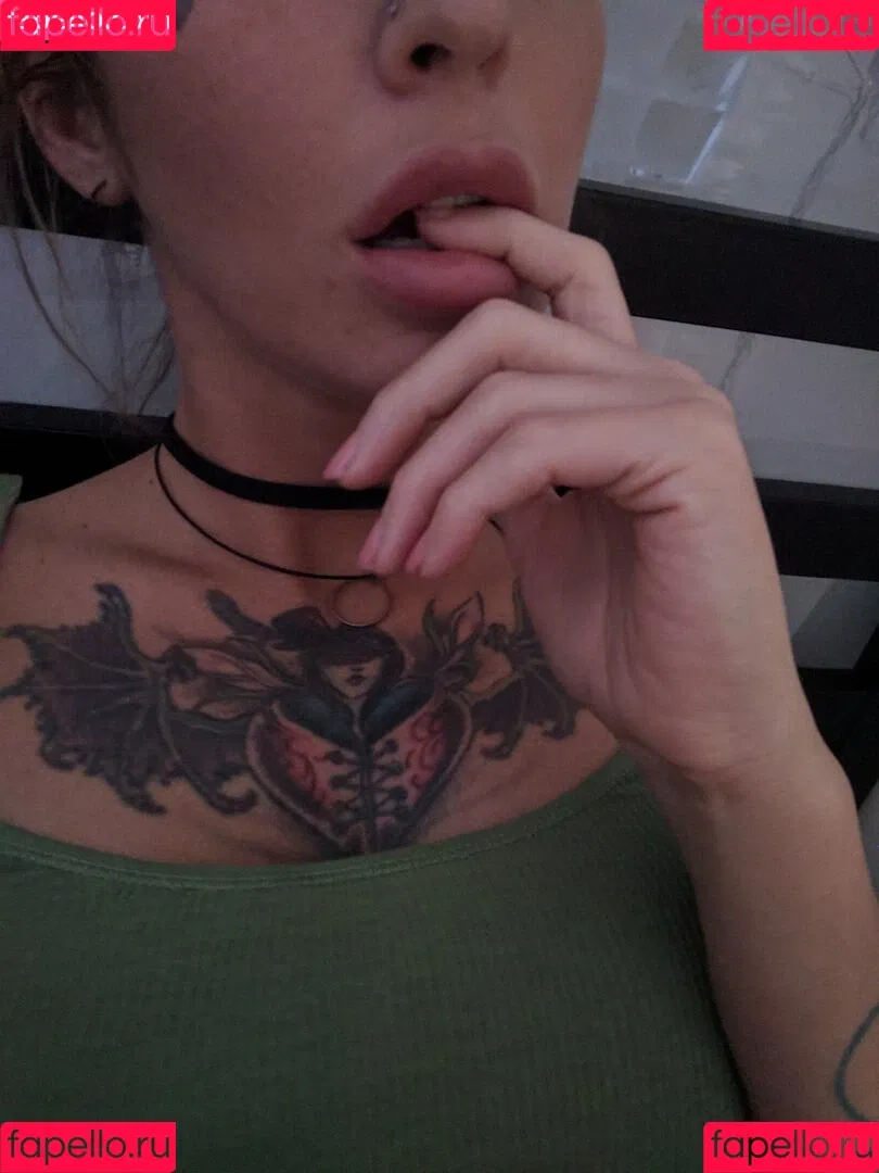 kleiovalentien Onlyfans Photo Gallery 