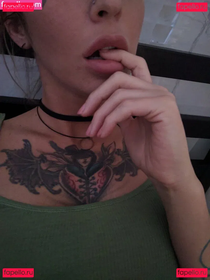 kleiovalentien Onlyfans Photo Gallery 