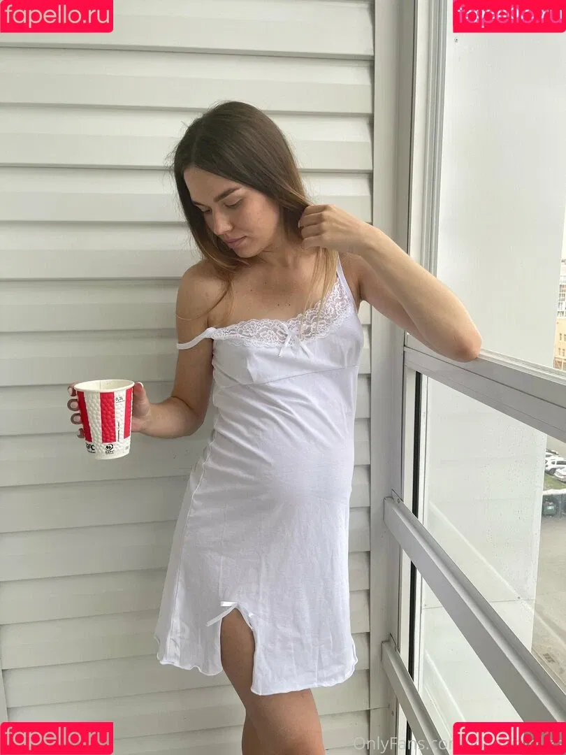 lovelygirlliza Onlyfans Photo Gallery 