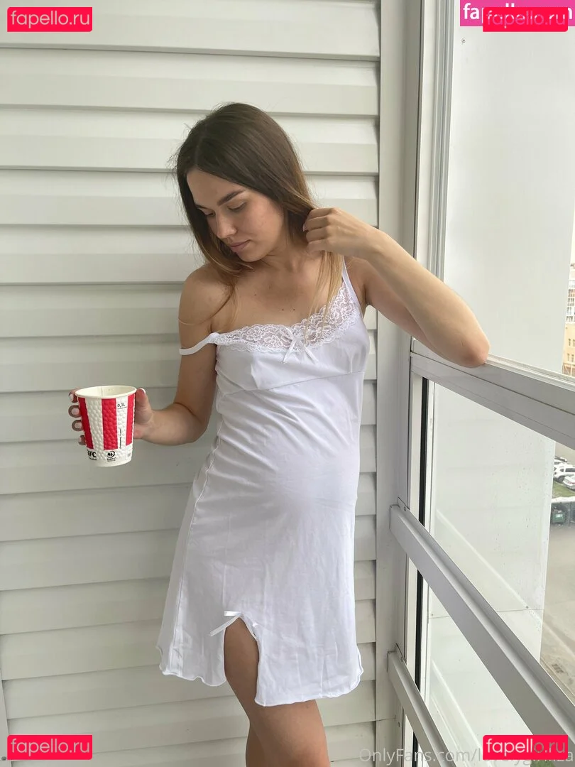 lovelygirlliza Onlyfans Photo Gallery 