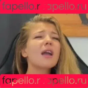Missicute18 Onlyfans Photo Gallery 