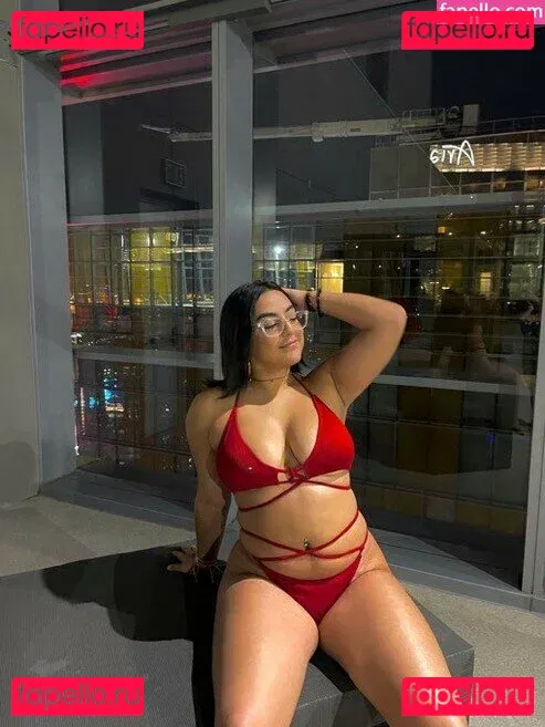 axhcaxh Onlyfans Photo Gallery 