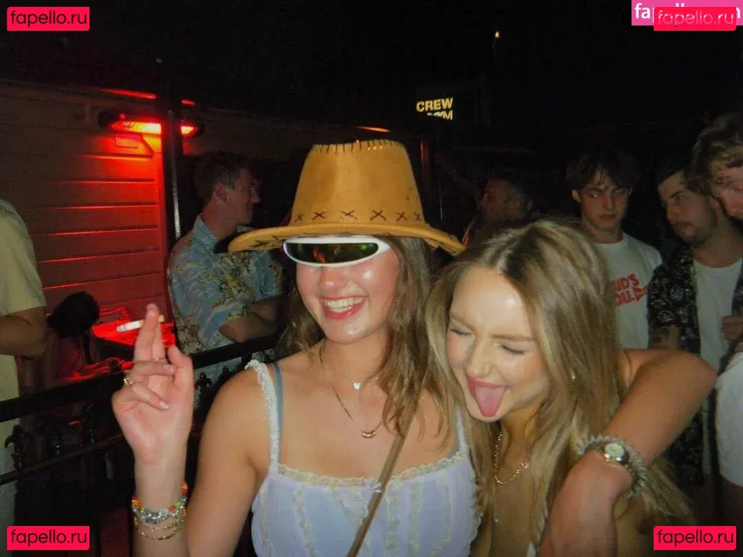 Ruby P Onlyfans Photo Gallery 