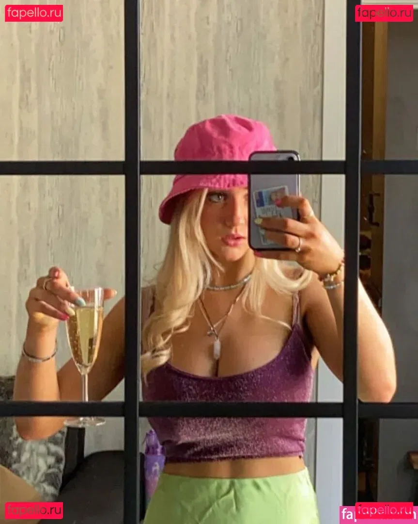 Ruby P Onlyfans Photo Gallery 