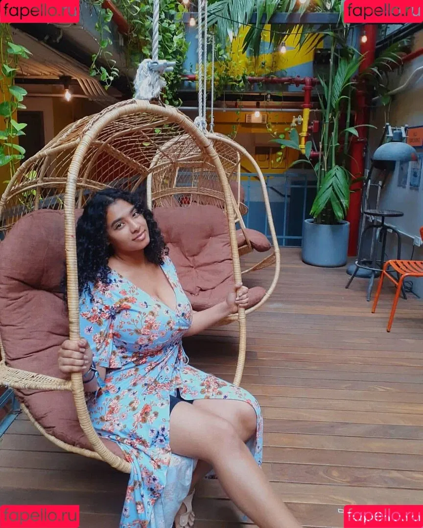 Karlamelito Onlyfans Photo Gallery 