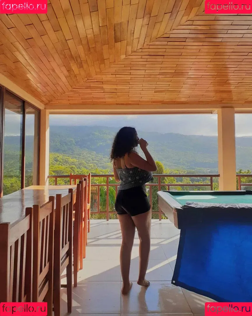 Karlamelito Onlyfans Photo Gallery 