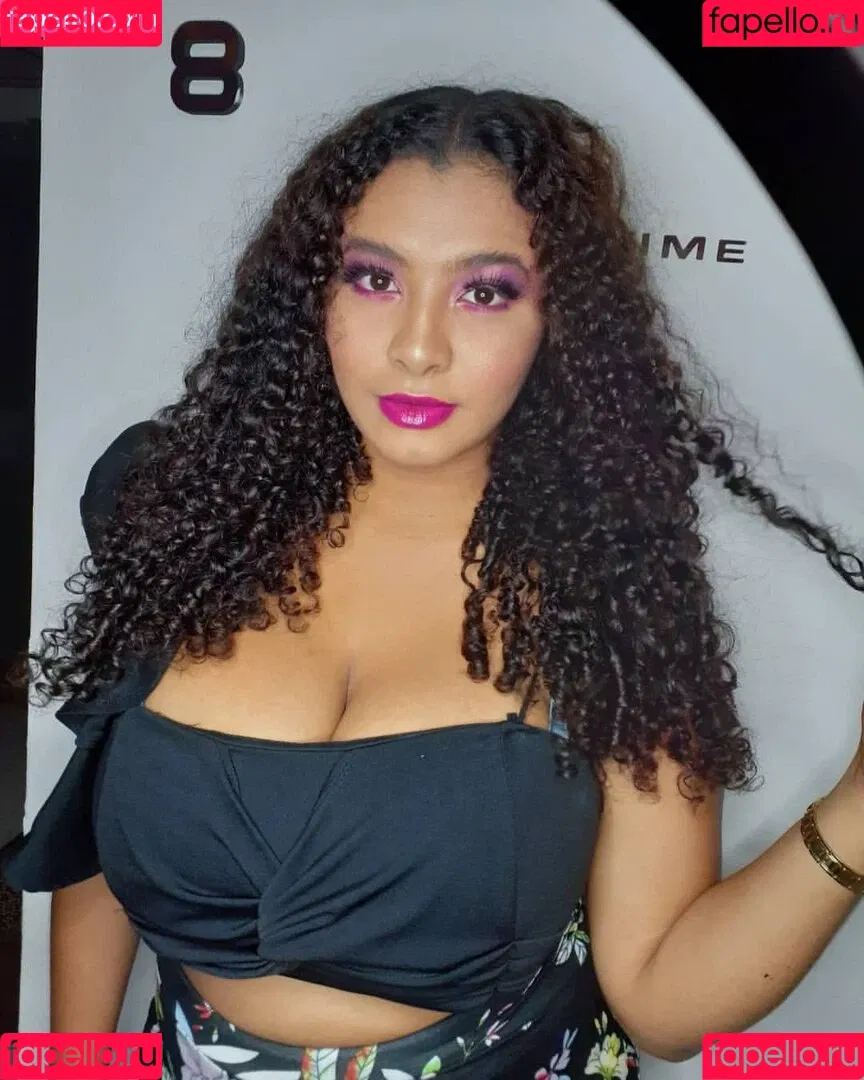 Karlamelito Onlyfans Photo Gallery 