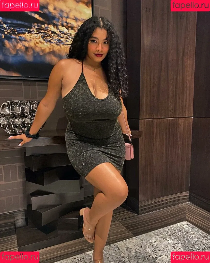 Karlamelito Onlyfans Photo Gallery 