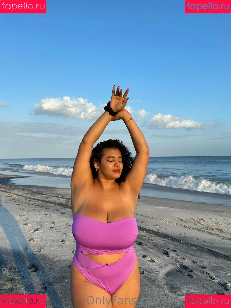 Karlamelito Onlyfans Photo Gallery 
