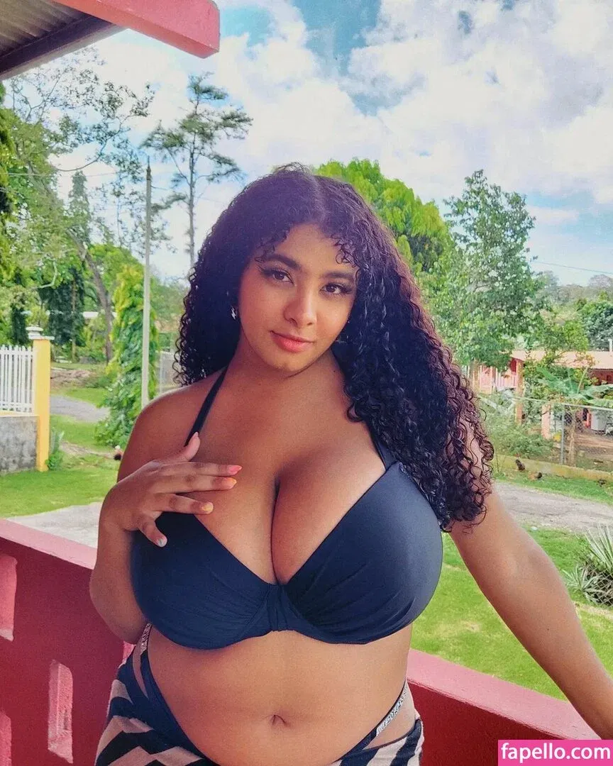 Karlamelito Onlyfans Photo Gallery 