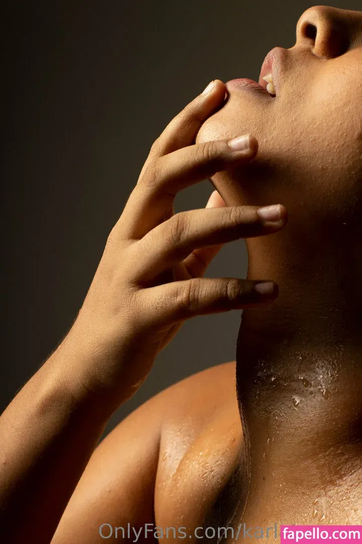 Karlamelito Onlyfans Photo Gallery 