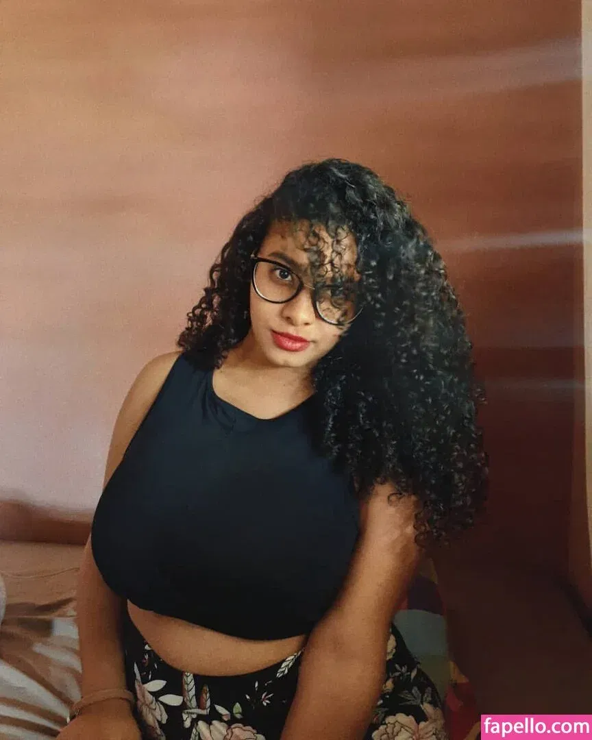 Karlamelito Onlyfans Photo Gallery 