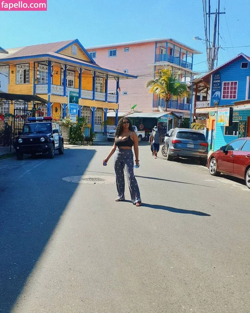 Karlamelito Onlyfans Photo Gallery 