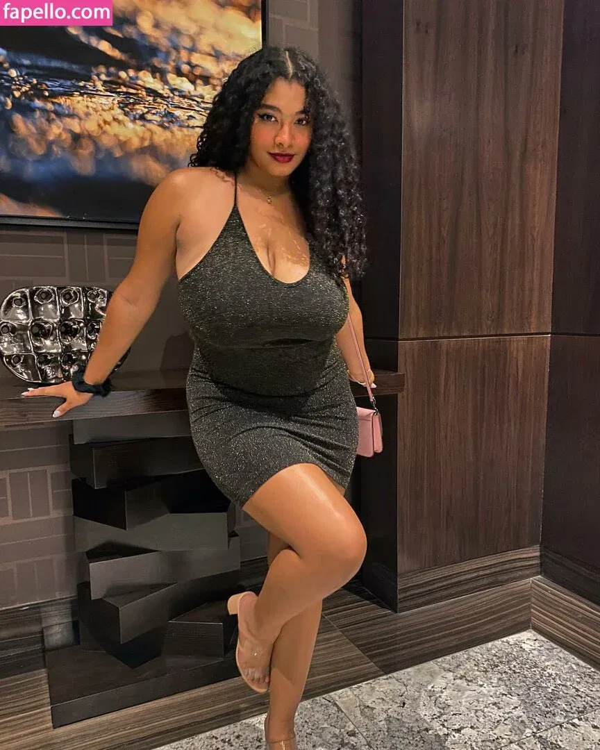 Karlamelito Onlyfans Photo Gallery 