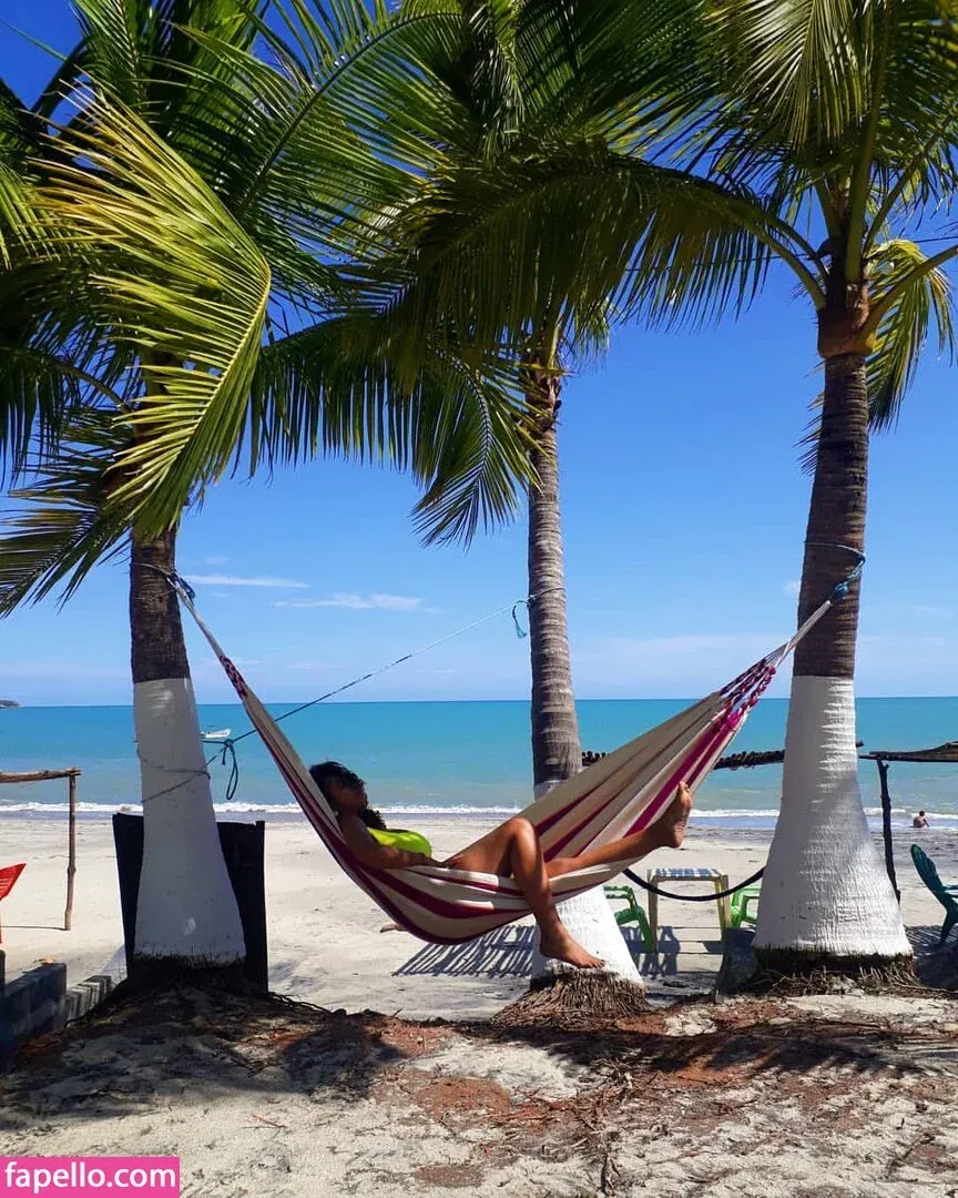 Karlamelito Onlyfans Photo Gallery 