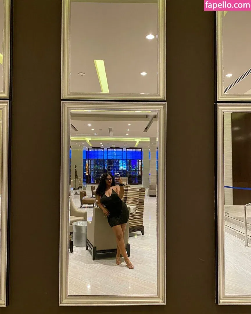 Karlamelito Onlyfans Photo Gallery 