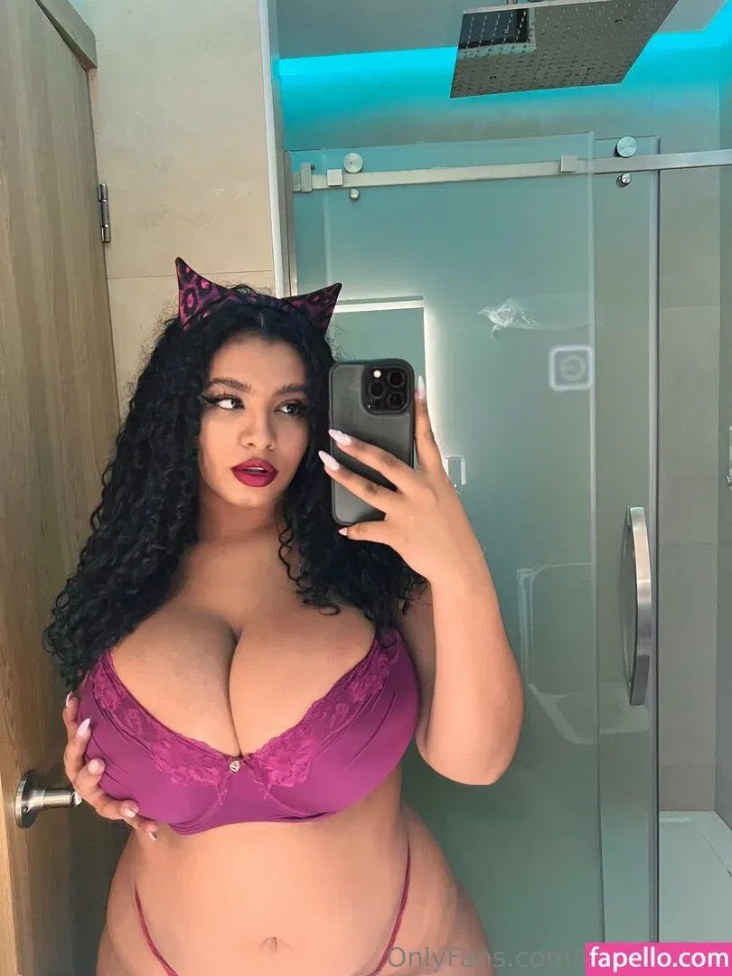 Karlamelito Onlyfans Photo Gallery 