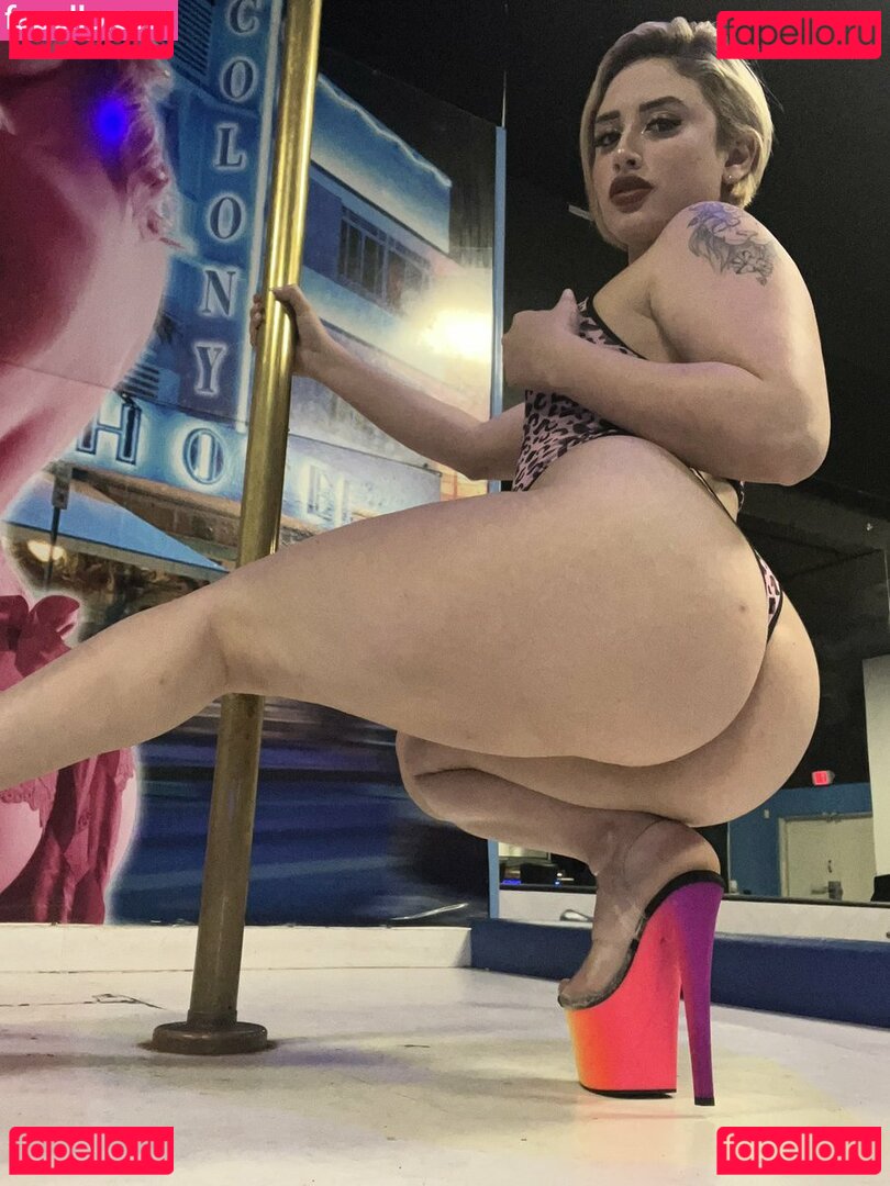 Shakira Temes Nude Onlyfans Photo 6