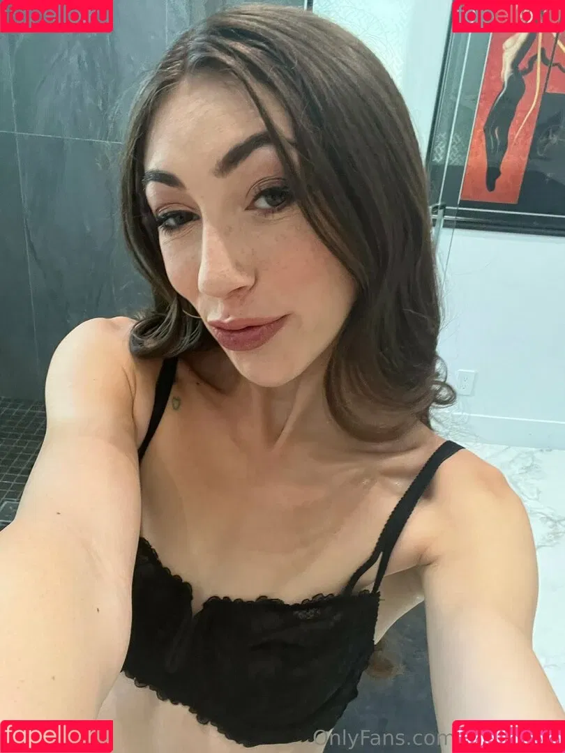 tianablow Onlyfans Photo Gallery 