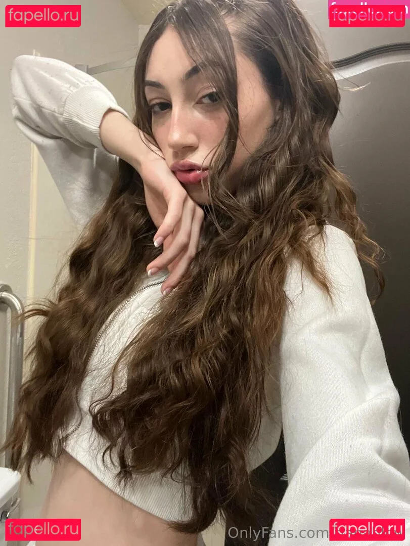 tianablow Onlyfans Photo Gallery 