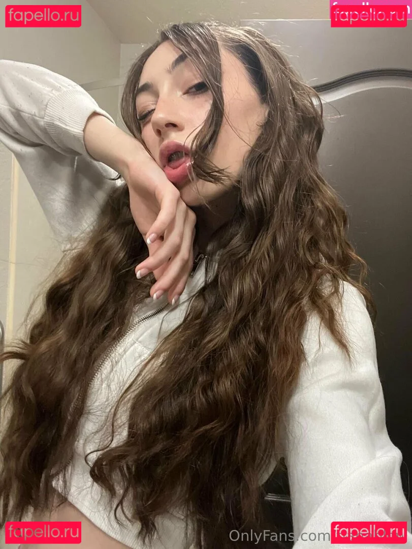 tianablow Onlyfans Photo Gallery 