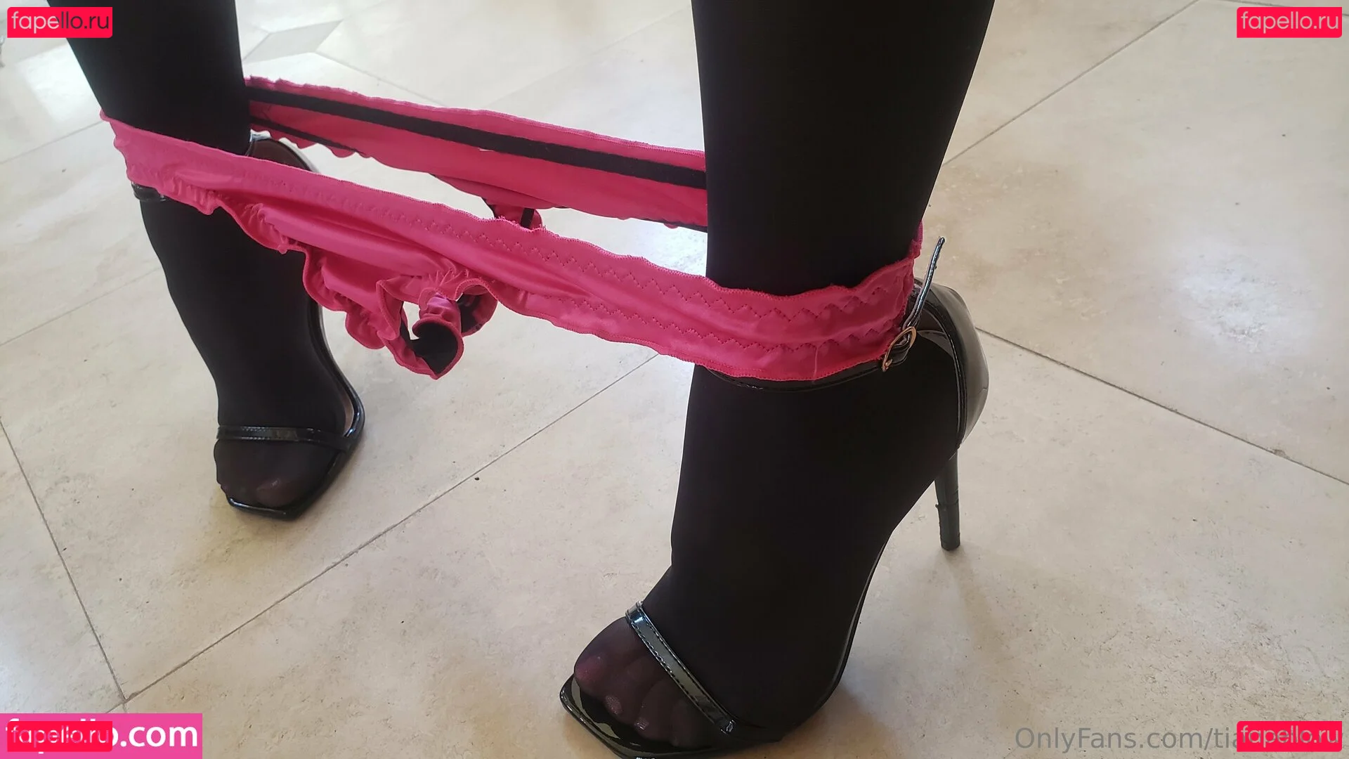 tianablow Onlyfans Photo Gallery 