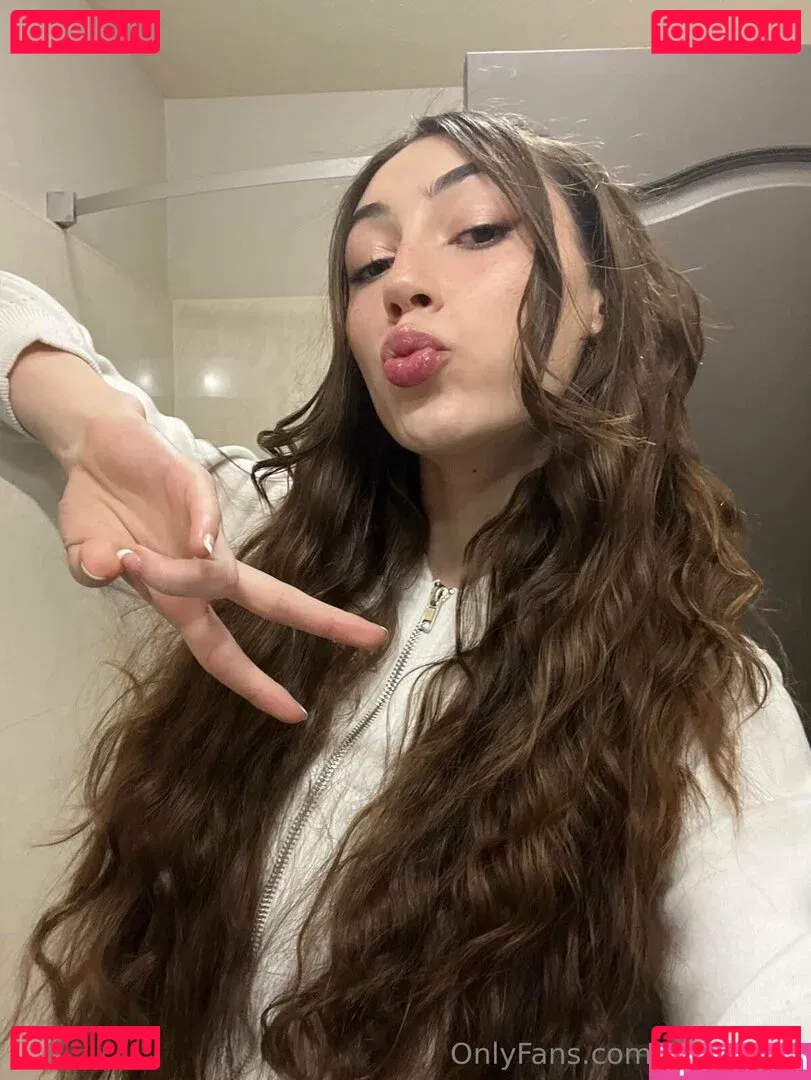 tianablow Onlyfans Photo Gallery 