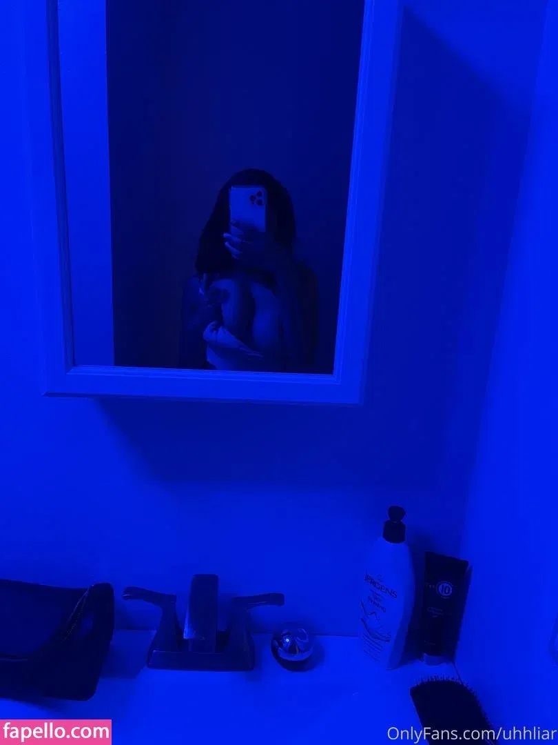 uhhliar Onlyfans Photo Gallery 