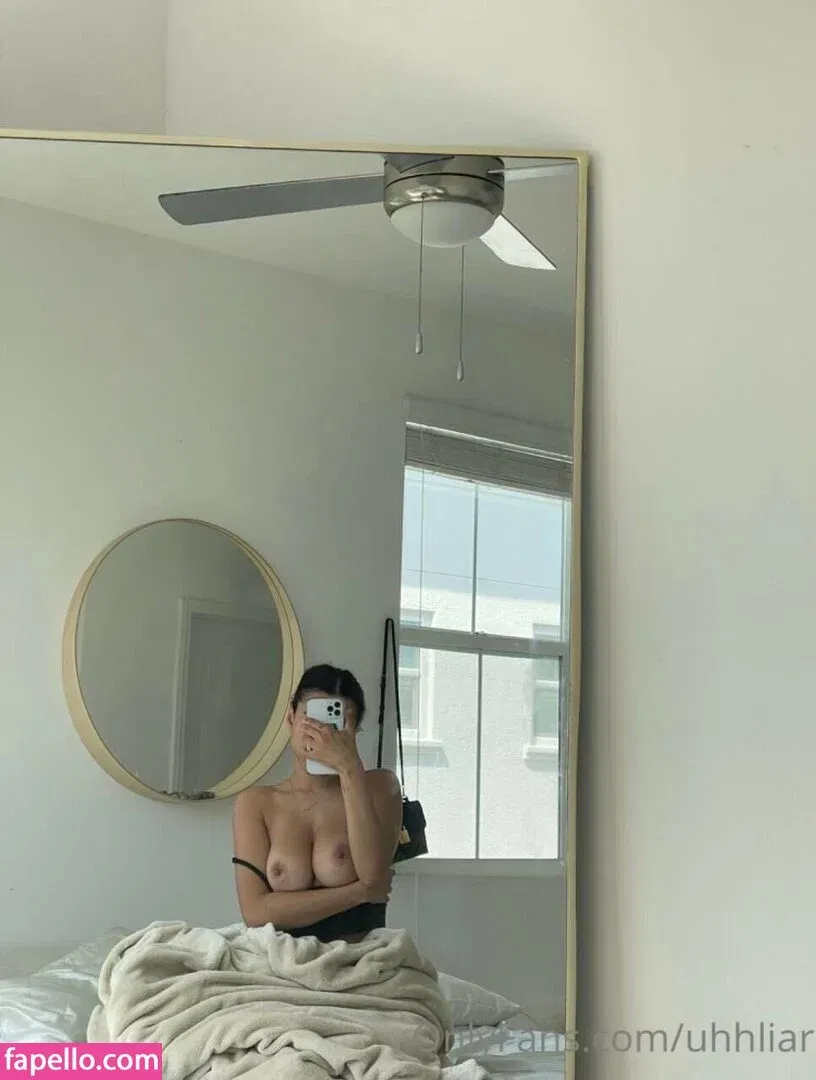 uhhliar Onlyfans Photo Gallery 