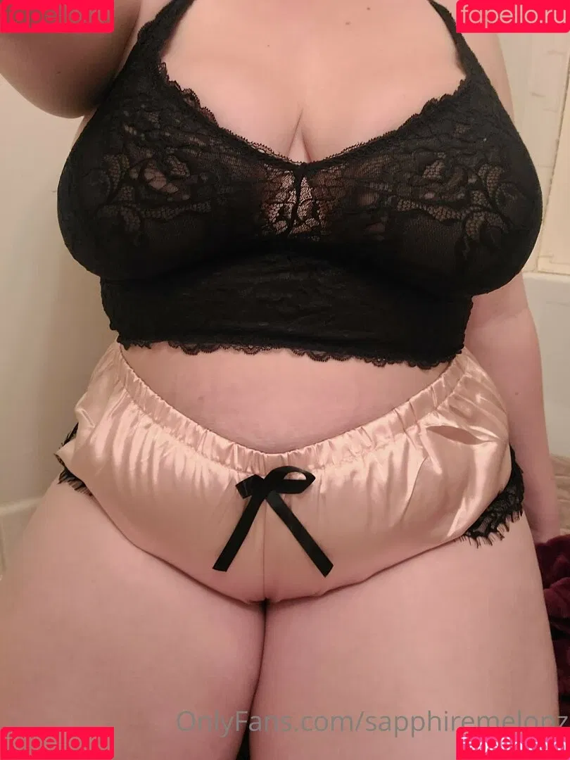 sapphiremelonz Onlyfans Photo Gallery 