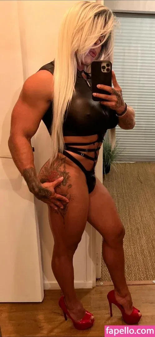 Valeryetransmuscle Onlyfans Photo Gallery 