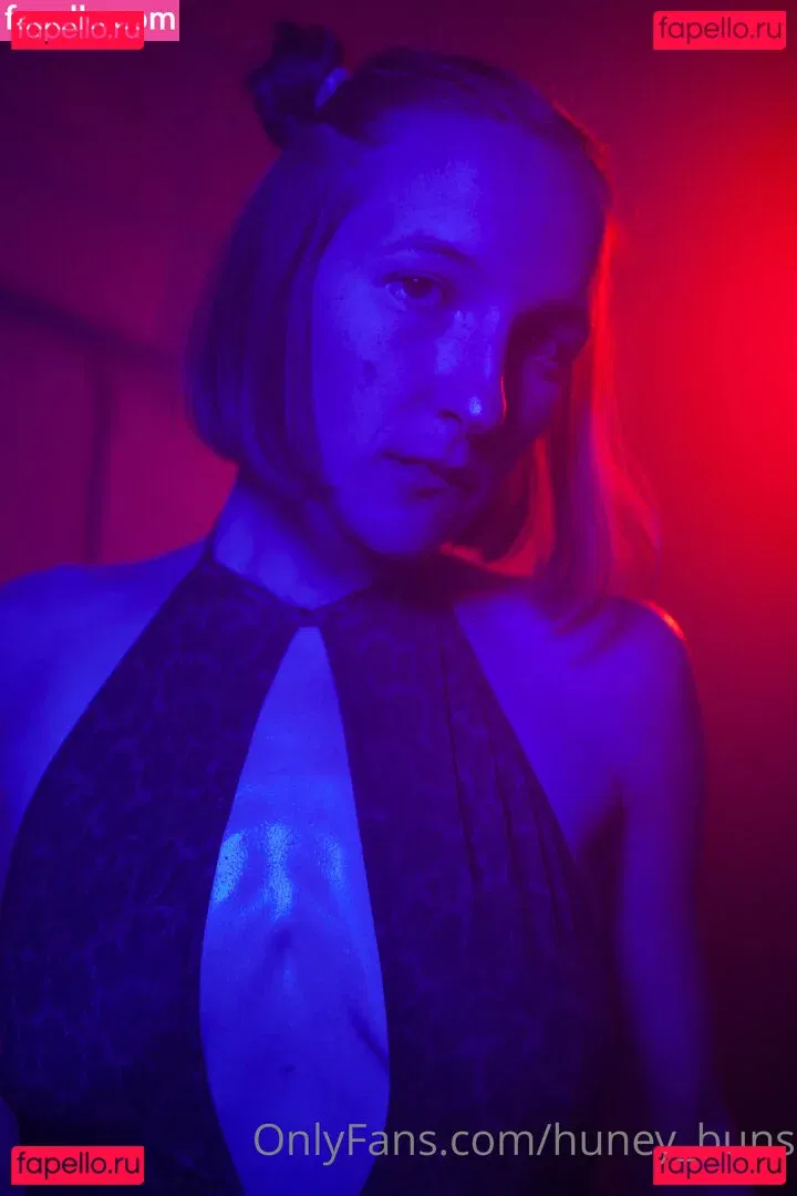 huney_buns Onlyfans Photo Gallery 