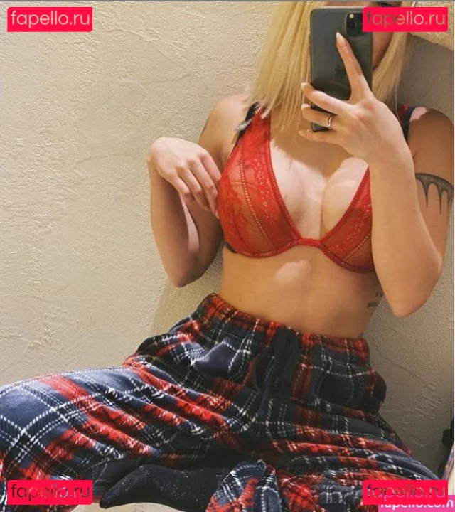 showerboyau Onlyfans Photo Gallery 